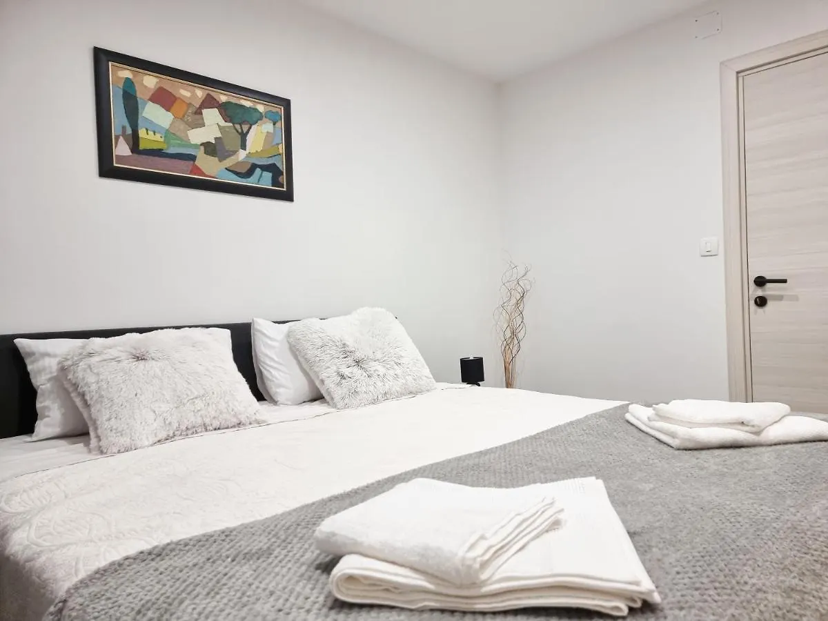 Vale Mare Apartment Opatija 0*,