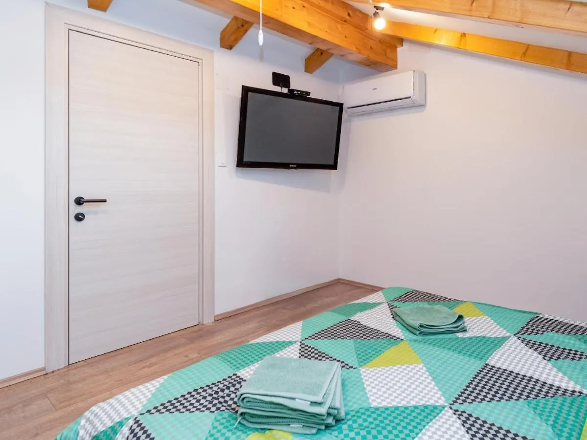 Vale Mare Apartment Opatija 0*,